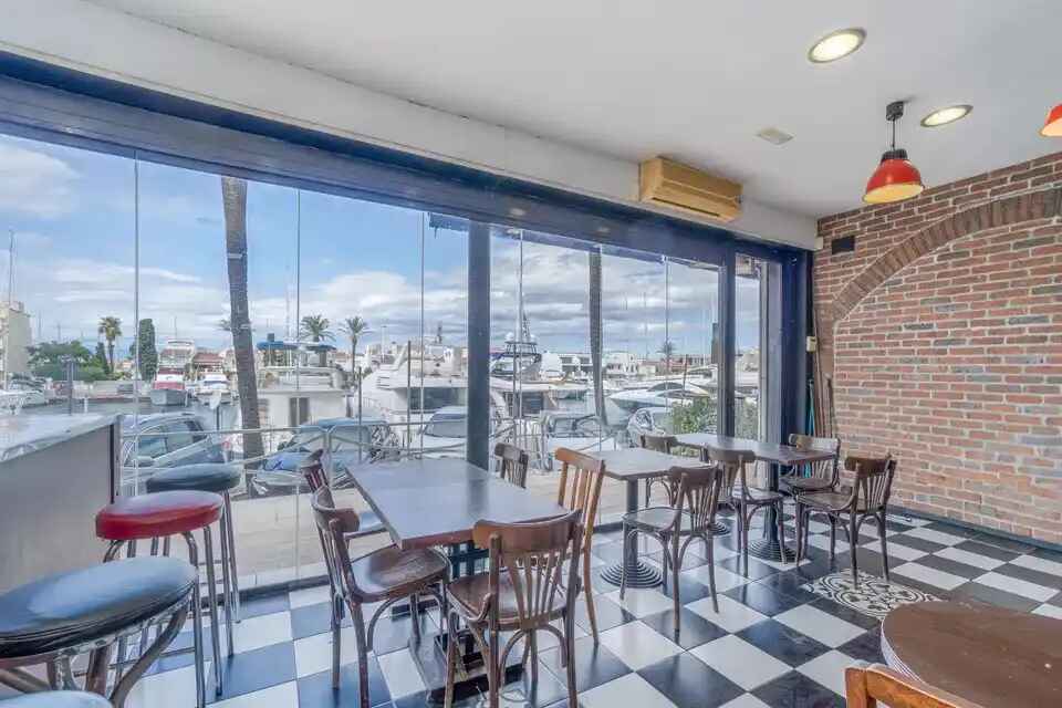 Commercieel vastgoed in Empuriabrava