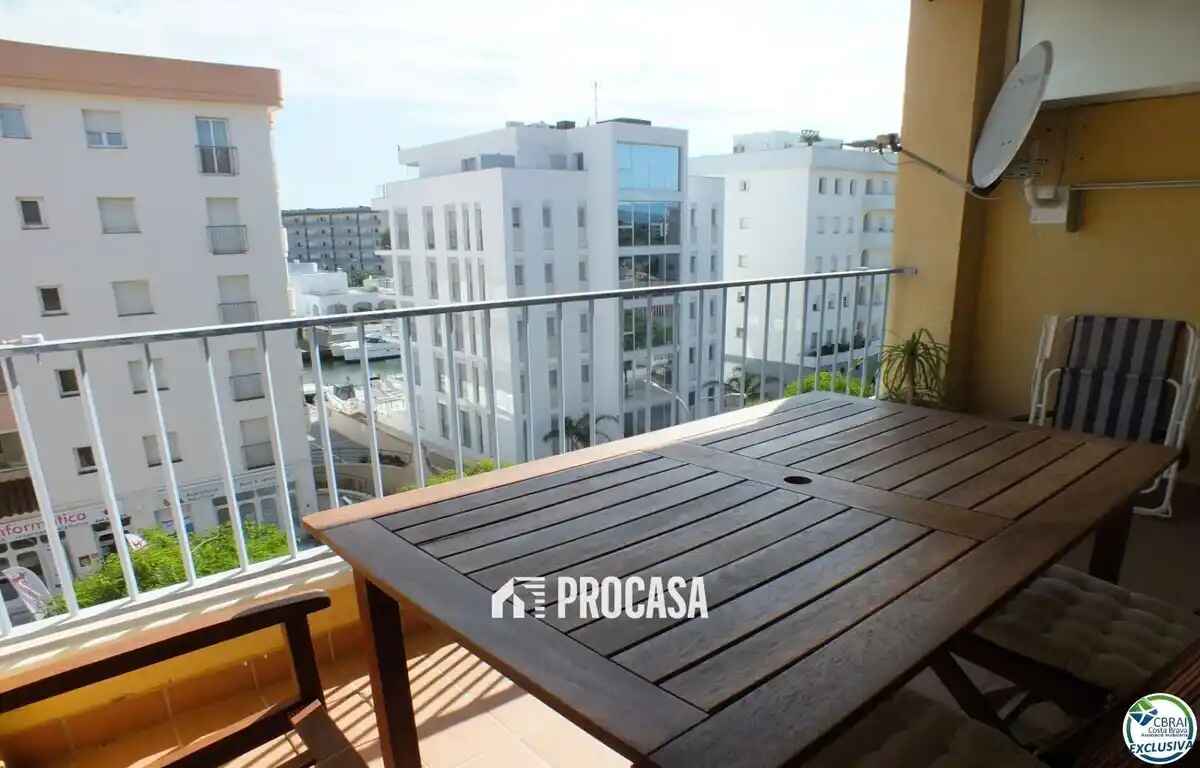 Apartamento en Roses