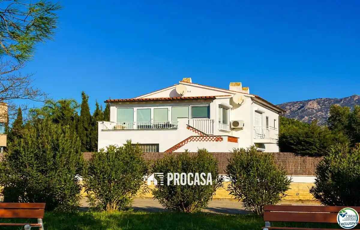 Casa en Roses
