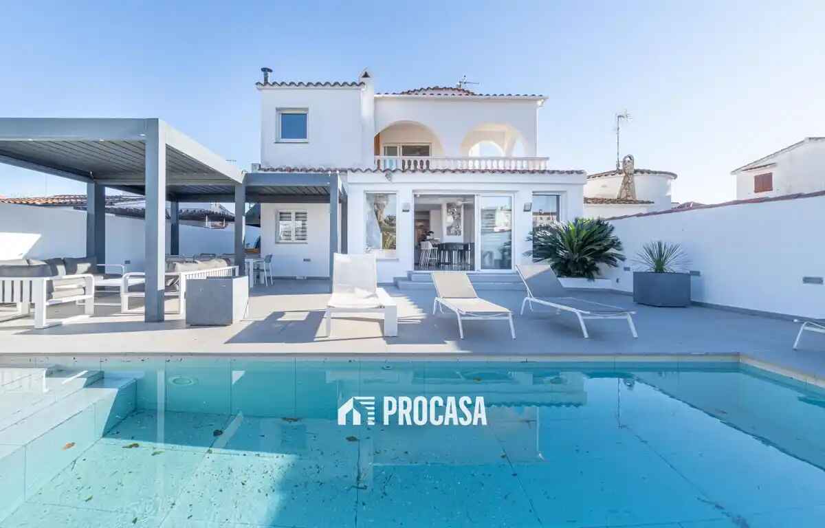 Casa en Empuriabrava
