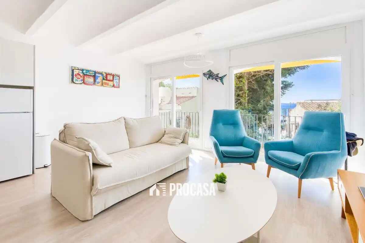 Apartment in Roses
