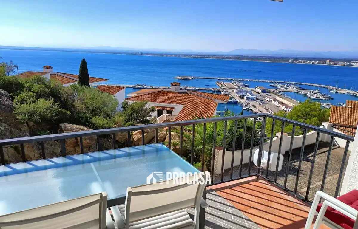Apartament a Roses