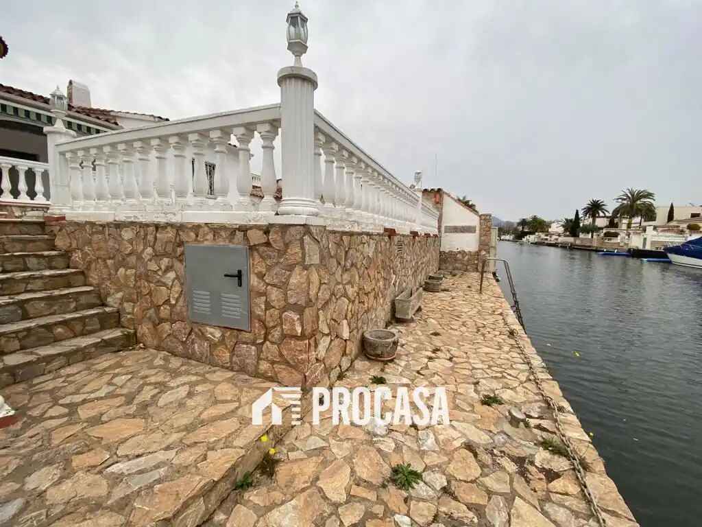 Haus in Empuriabrava