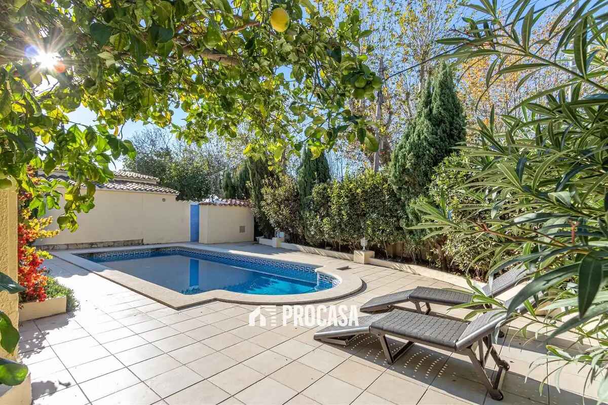 Haus in Empuriabrava
