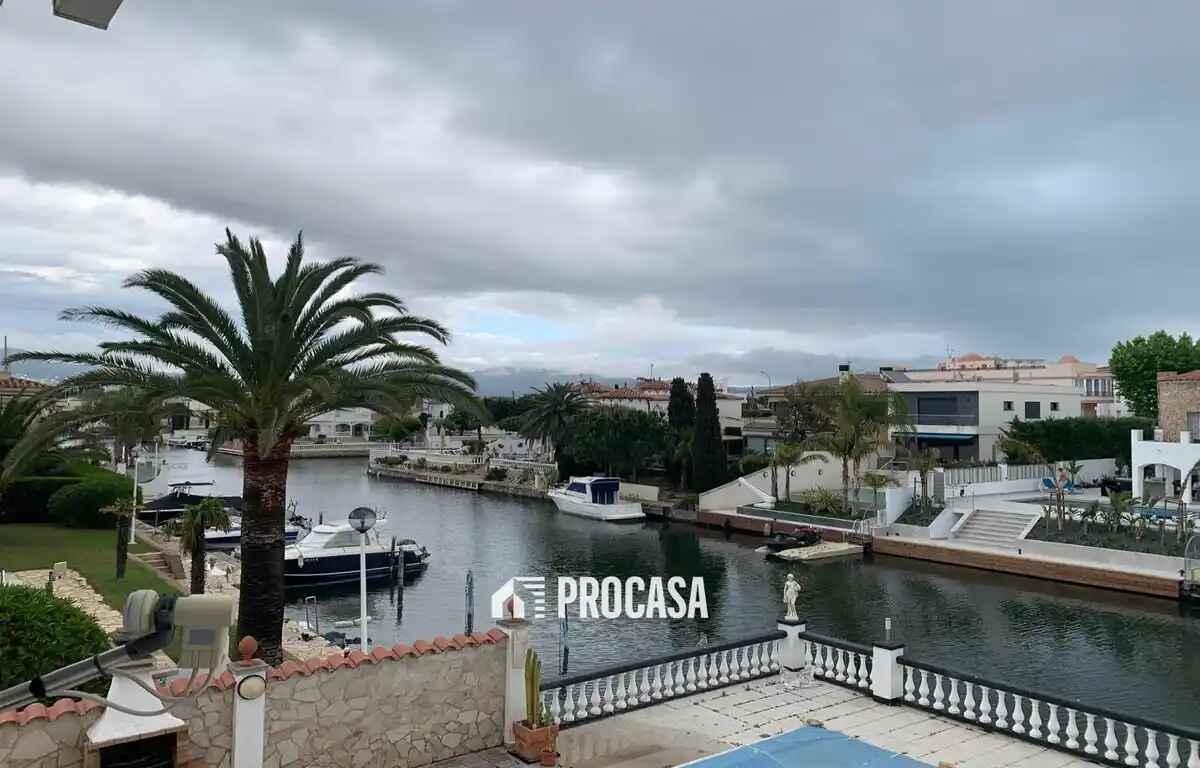 Haus in Empuriabrava
