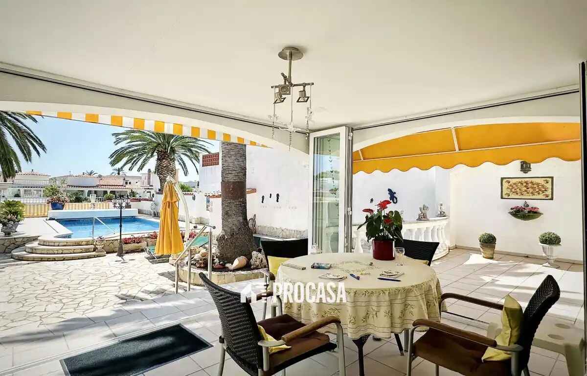 Casa en Empuriabrava