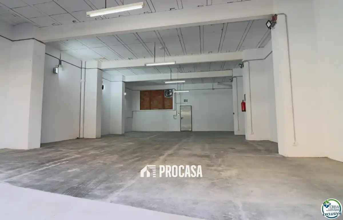 Gewerbeimmobilie in Figueres