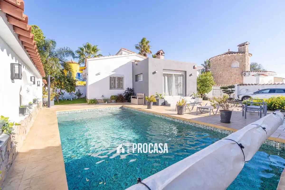Haus in Empuriabrava