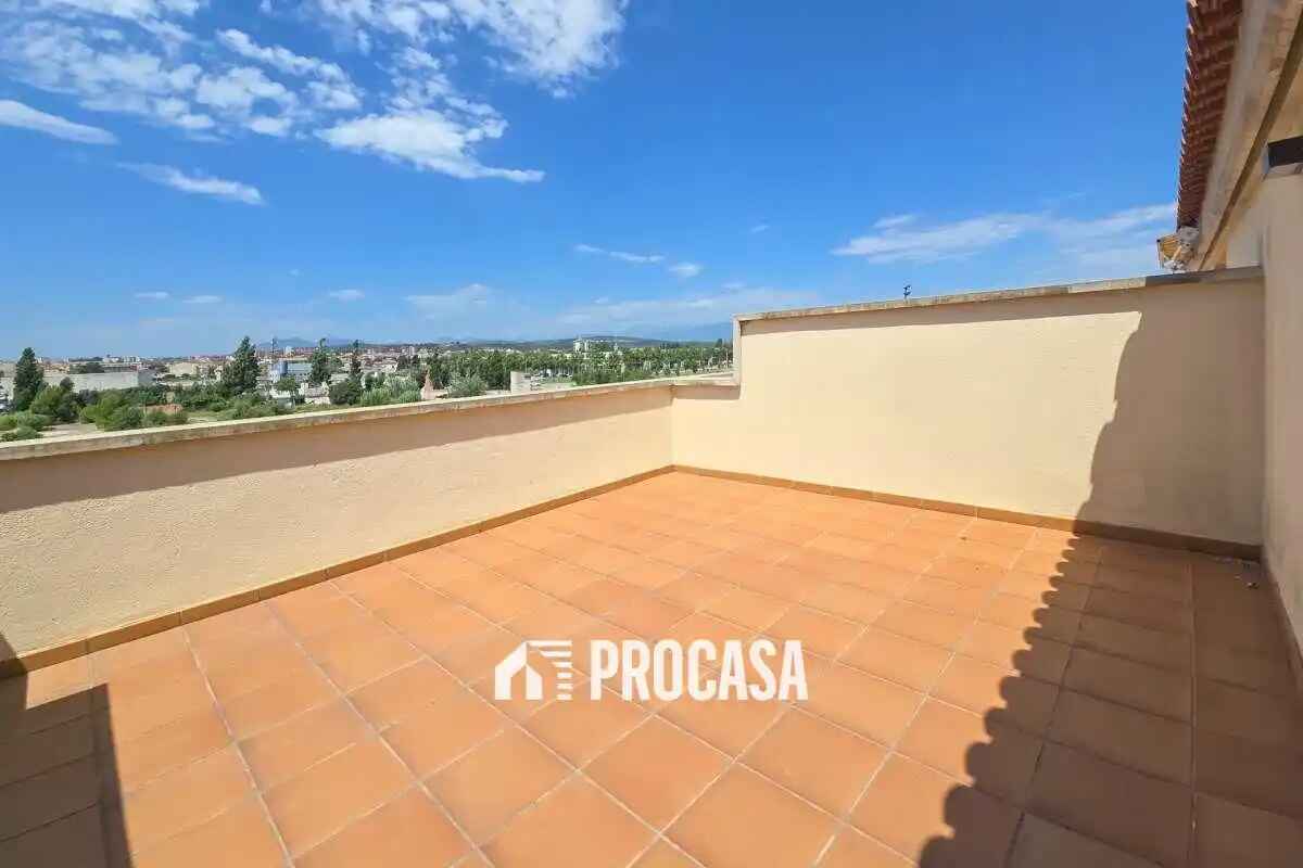 Apartment in Figueres