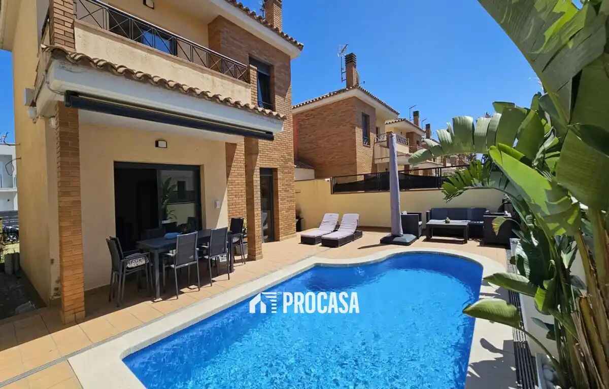 House in Empuriabrava