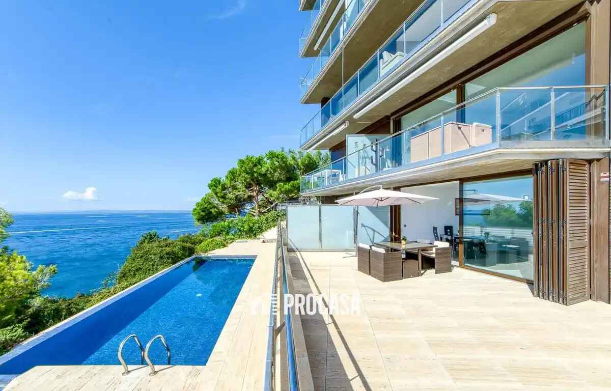 Apartamento en Roses