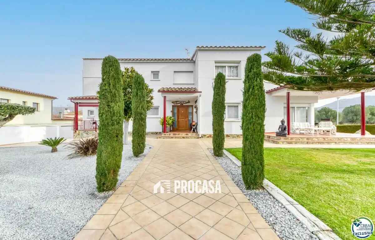 Haus in Roses