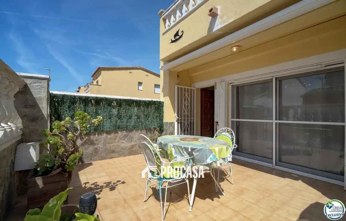 House in Empuriabrava