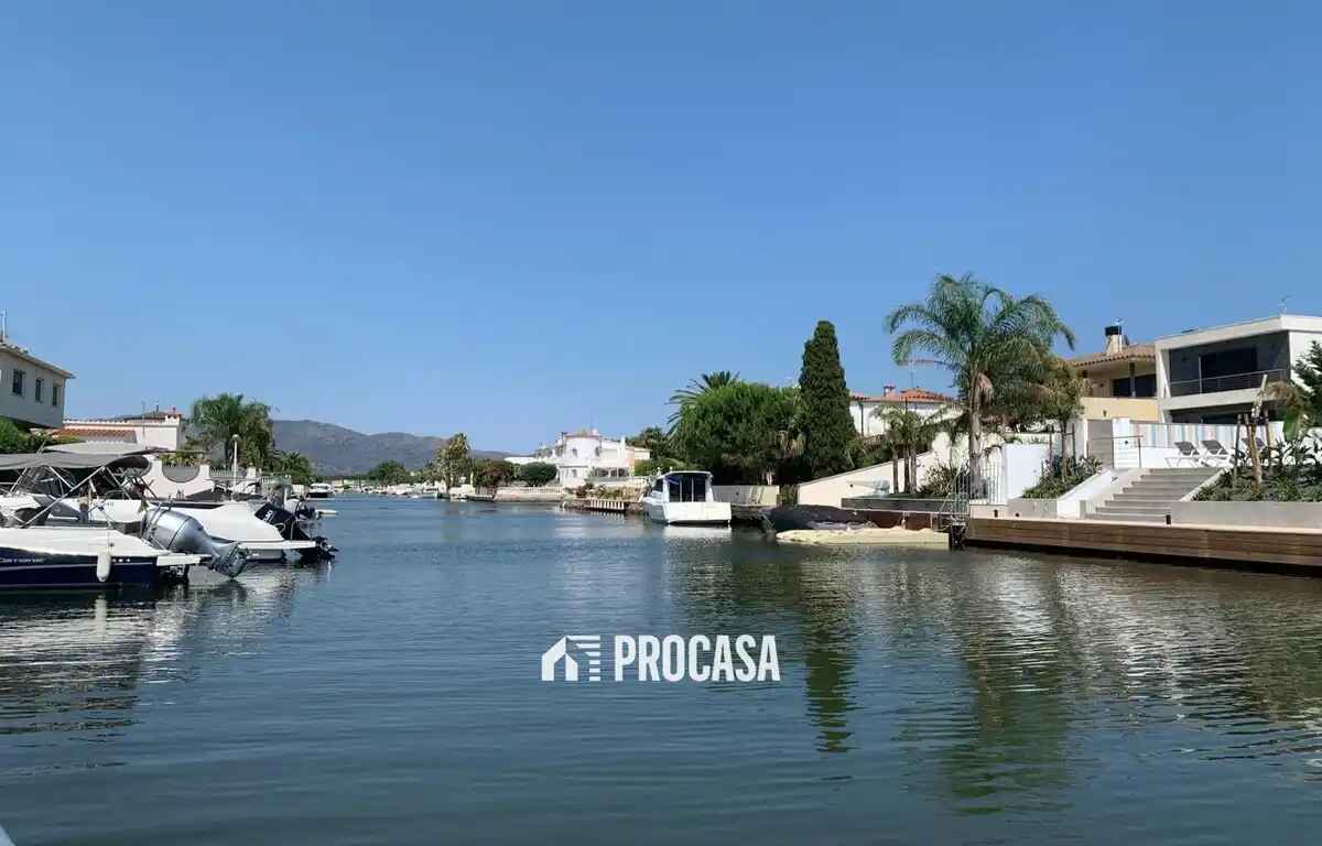 House in Empuriabrava