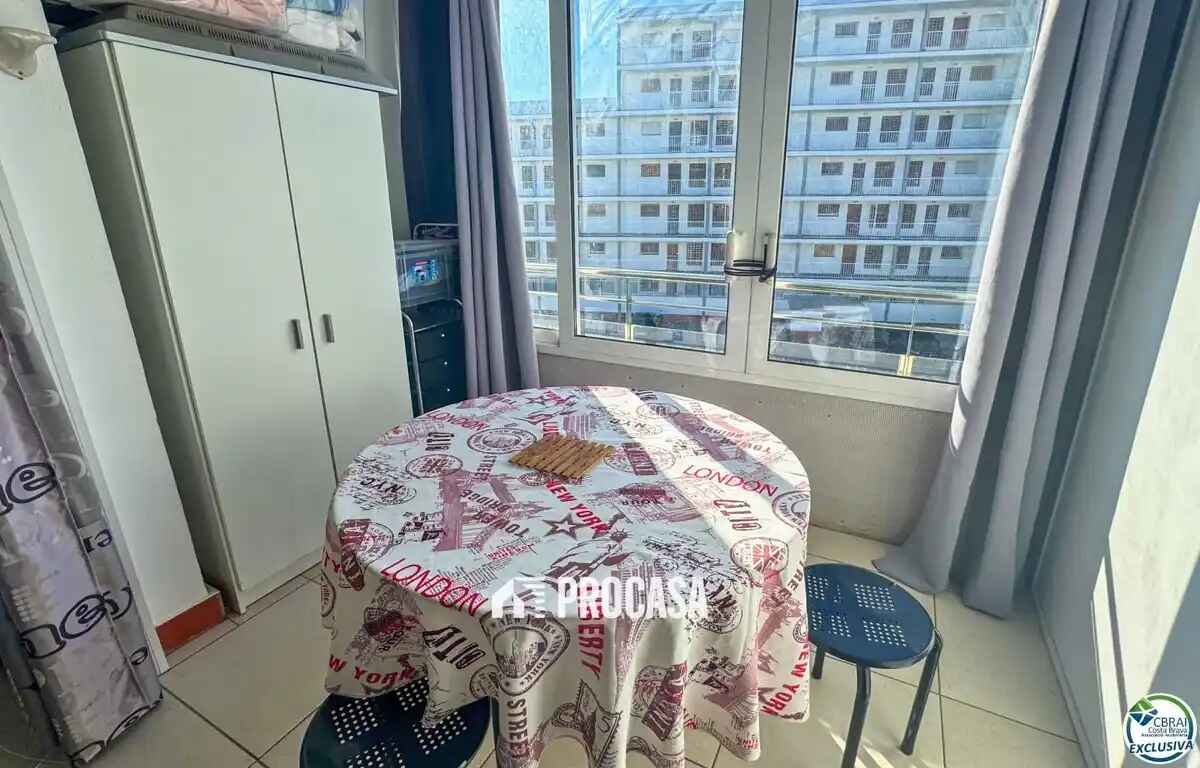 Apartamento en Roses