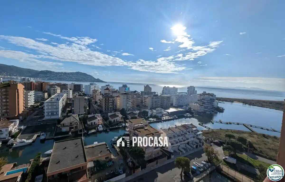 Apartamento en Roses