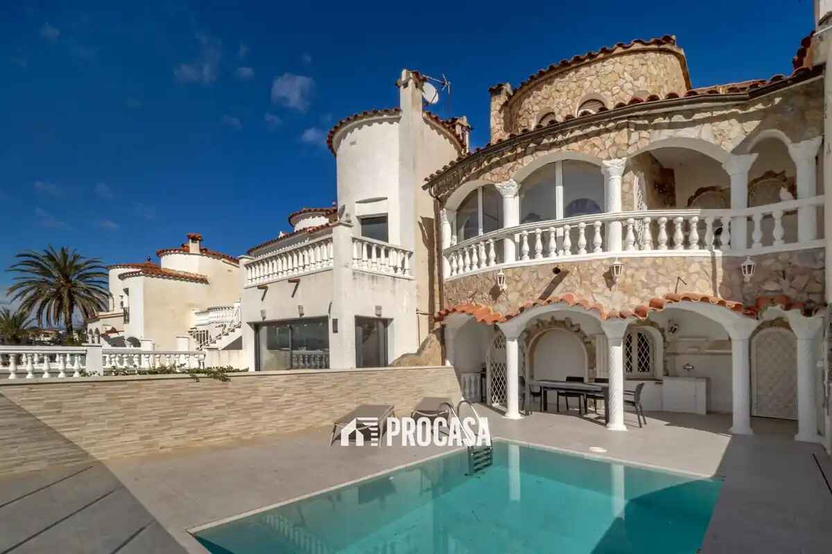 Haus in Empuriabrava