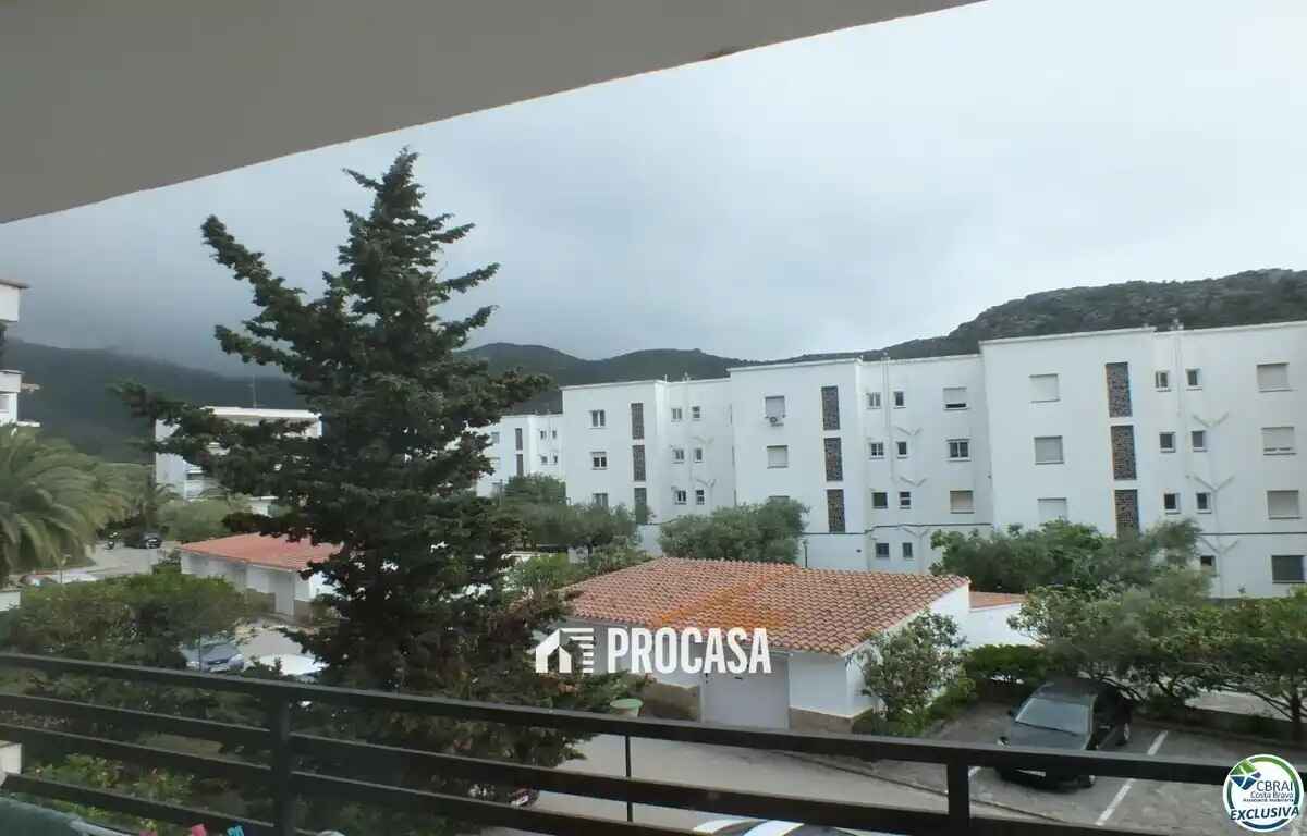 Apartment in Roses
