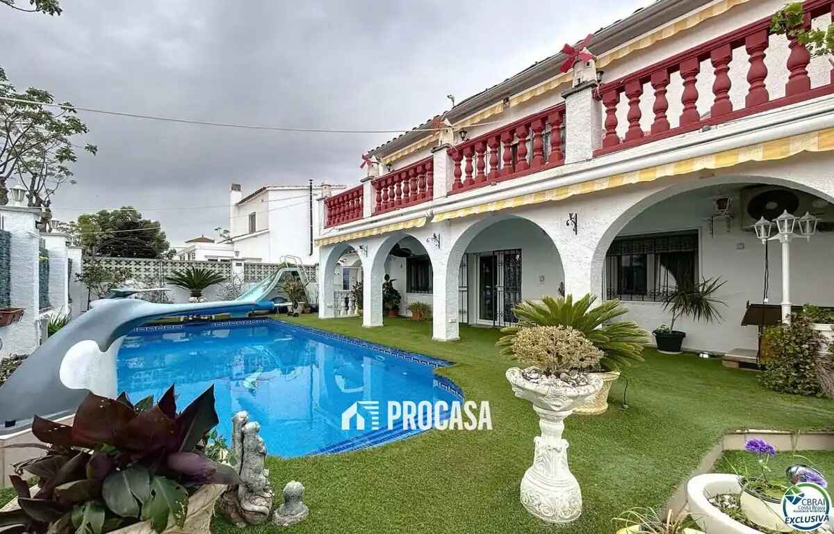 Haus in Empuriabrava