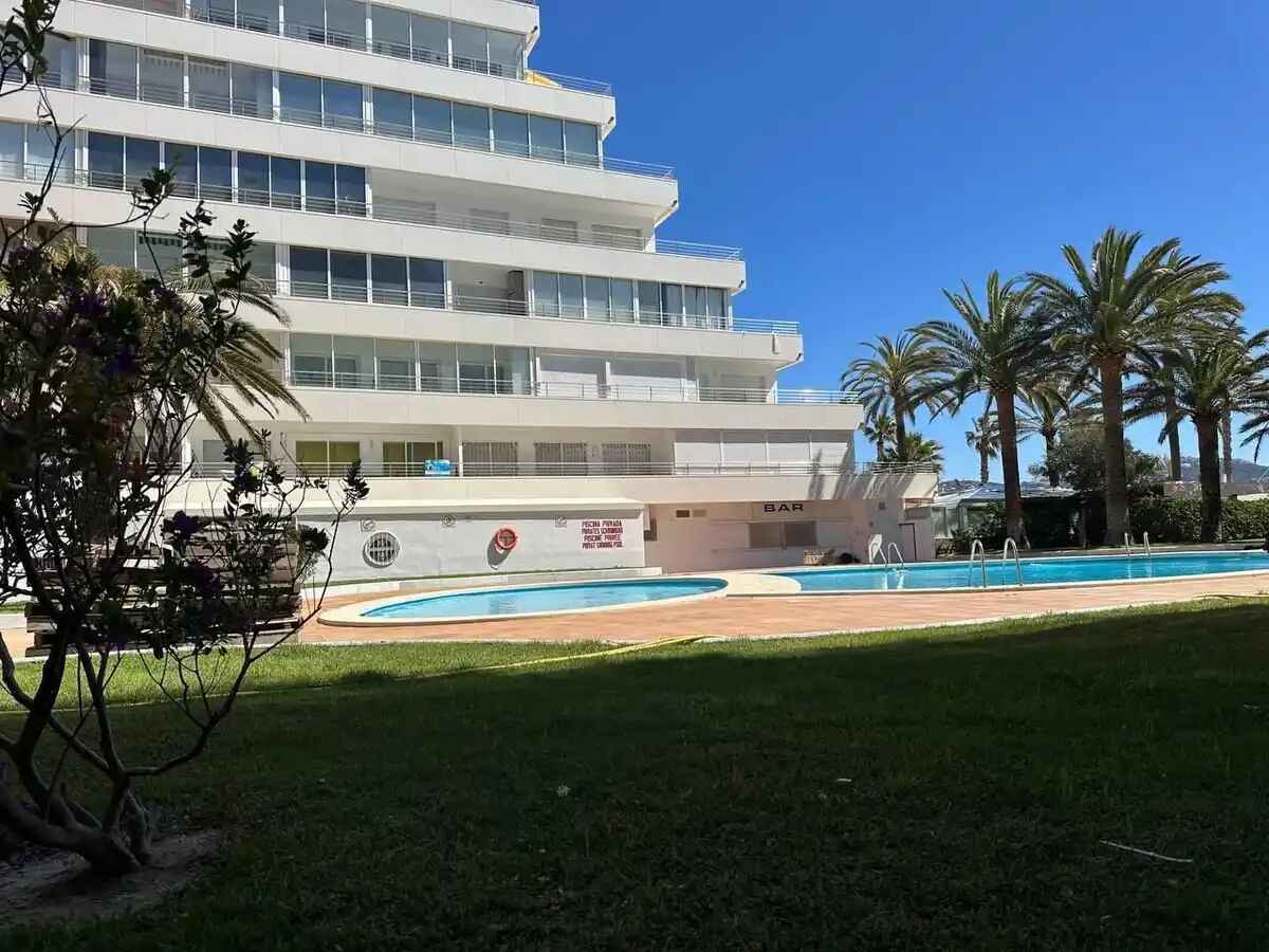 STUDIO DIREKT AM MEER MIT TOURISTENLIZENZ – SANTA MARGARITA, ROSES