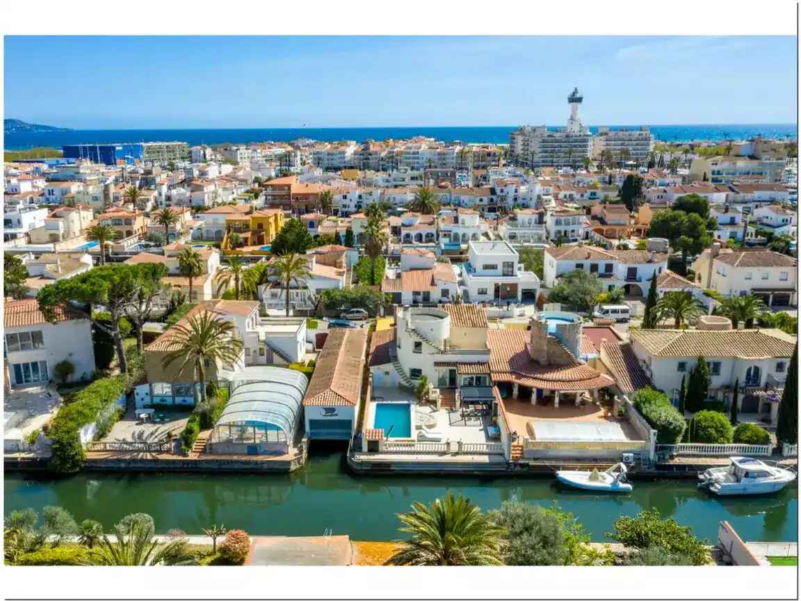 Casa en Empuriabrava