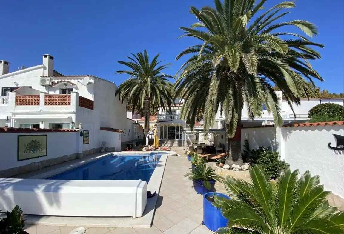 Casa en Empuriabrava
