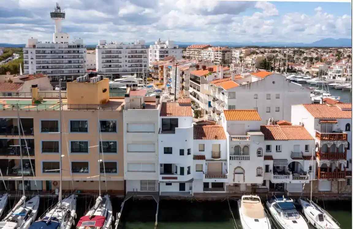 Casa en Empuriabrava