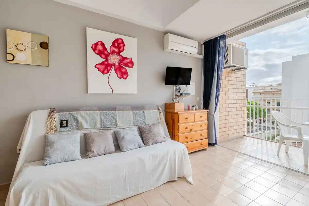 Estudio en Roses, (Santa Margarita)