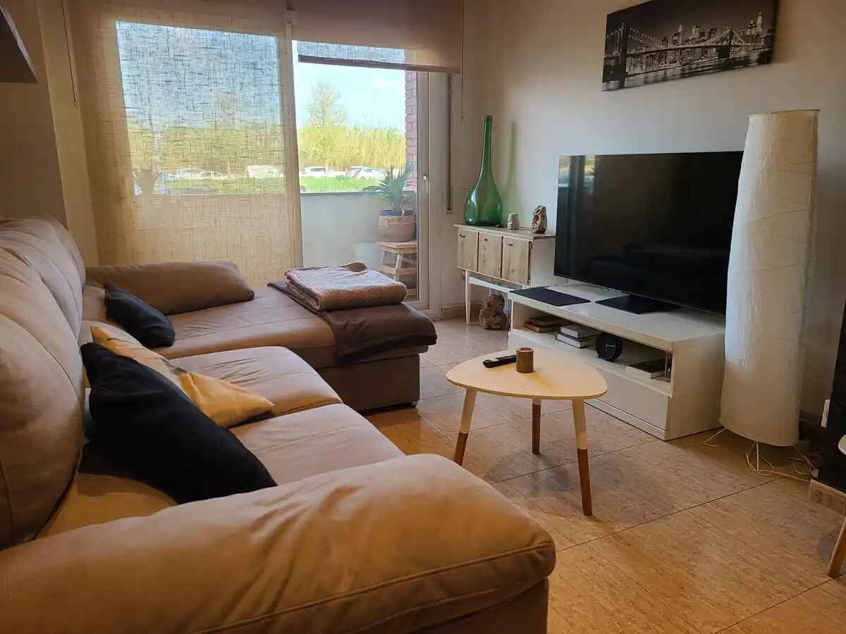 Planta baixa de 3 habitacions al carrer Migdia, Figueres
