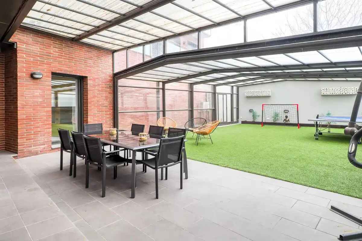 PANNA BUILDING AVDA SALVADOR DALI- GONZALEZ DE SOTO. TOURIST LICENSE