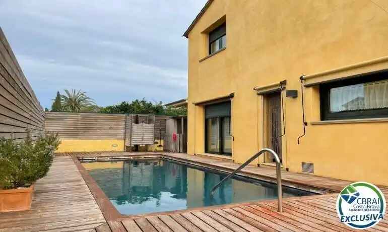 Casa a La Bisbal d'Empordà