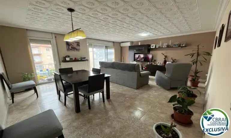 Apartamento en Roses