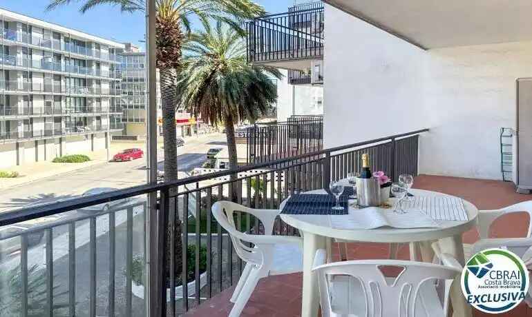 Apartment in Roses