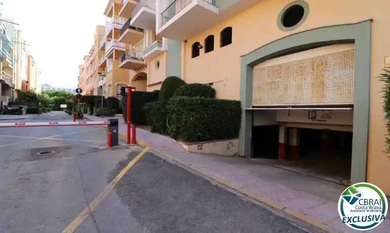 Garatge a Empuriabrava