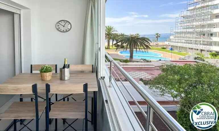 Apartment in Roses