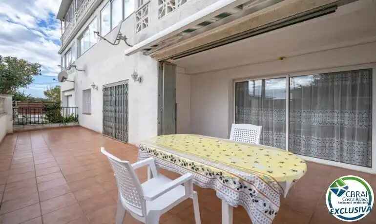 Apartament a Roses