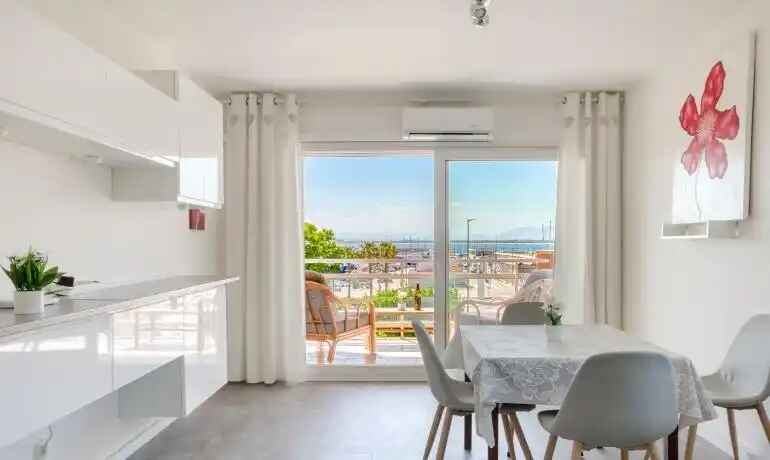 Apartment in Roses