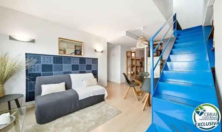 Penthouse in Roses