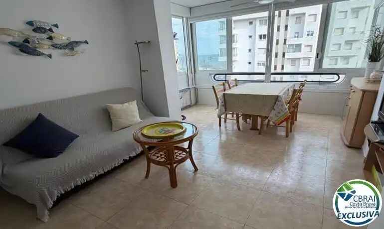 Apartment in Roses