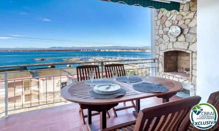 Apartamento en Roses