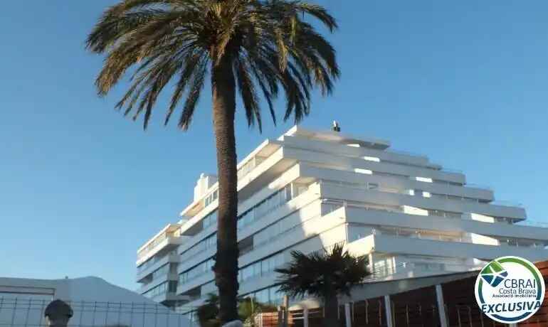 Apartamento en Roses