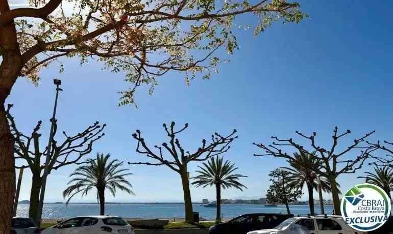 Apartamento en Roses