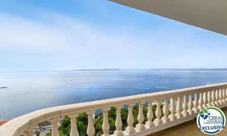 Apartamento en Roses