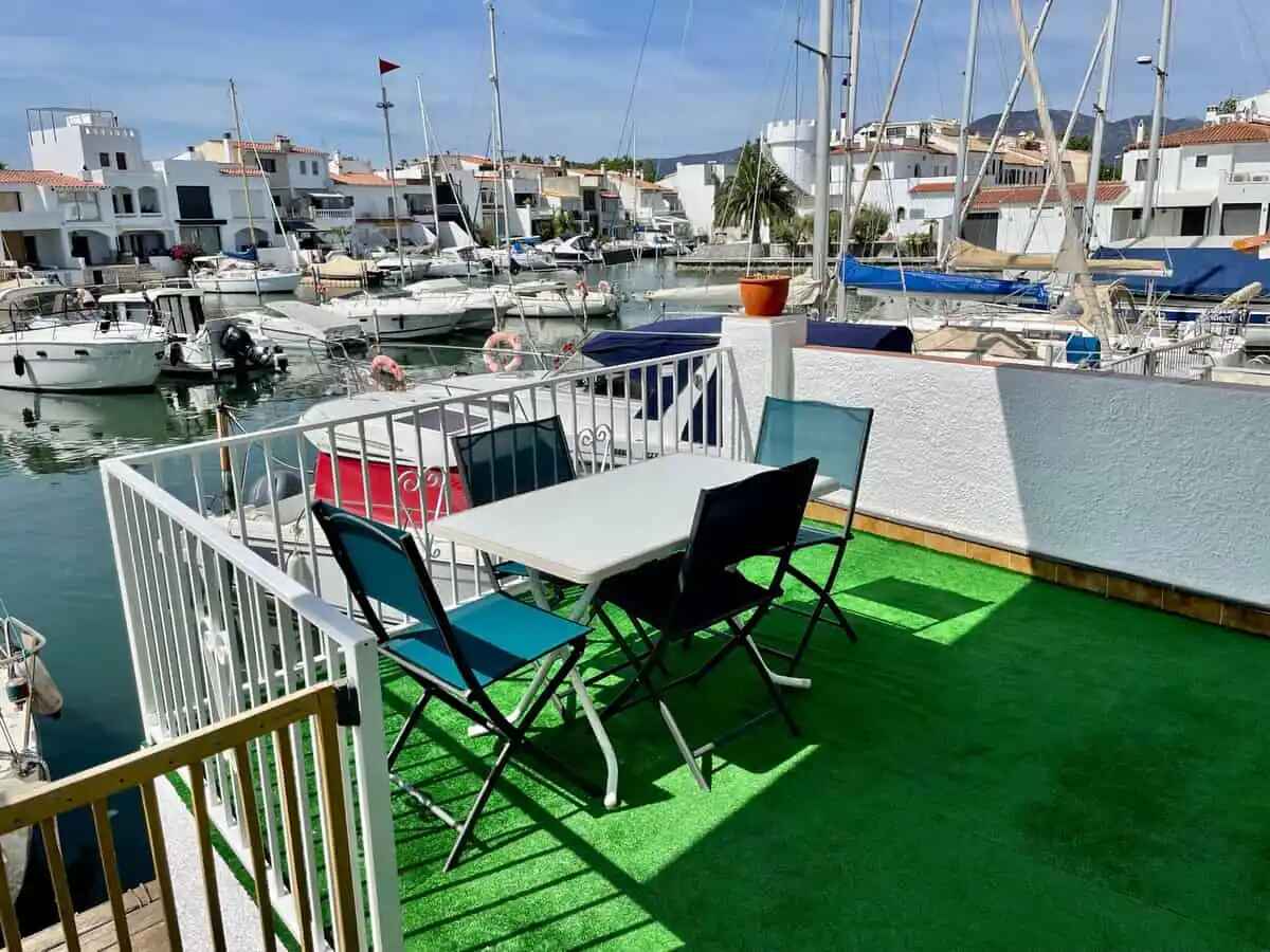 1-Zimmer-Wohnung mit Touristenlizenz