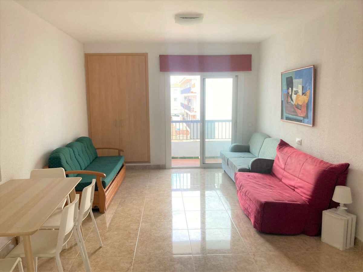 Acollidor apartament d' 1 dormitori al centre d' Empuriabrava